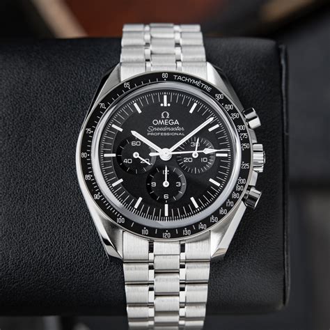 omega speedmaster moonwatch price hong kong|omega超霸.